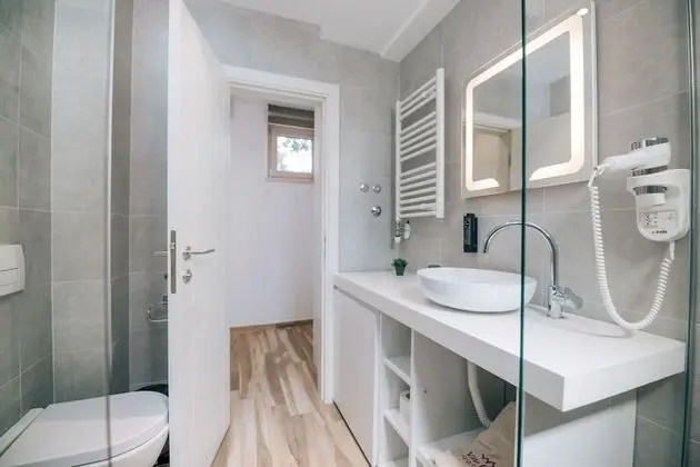 Deluxe Apart Daire (Ground Floor)