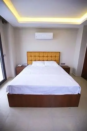 Suite Room