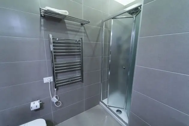 Deluxe Oda, Sigara İçilmez
