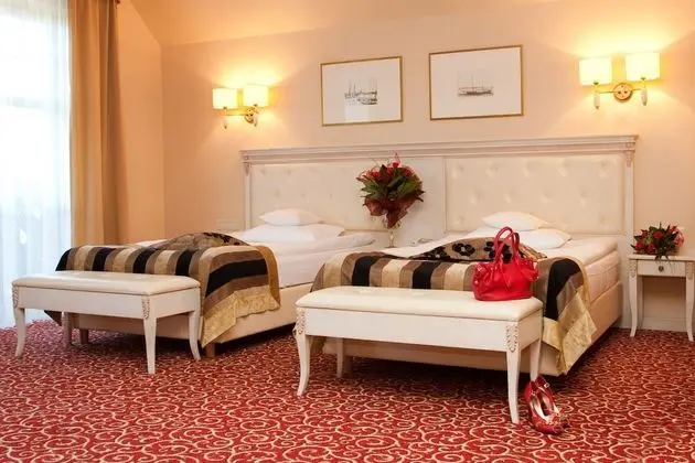 Tek Büyük veya İki Ayrı Yataklı Oda