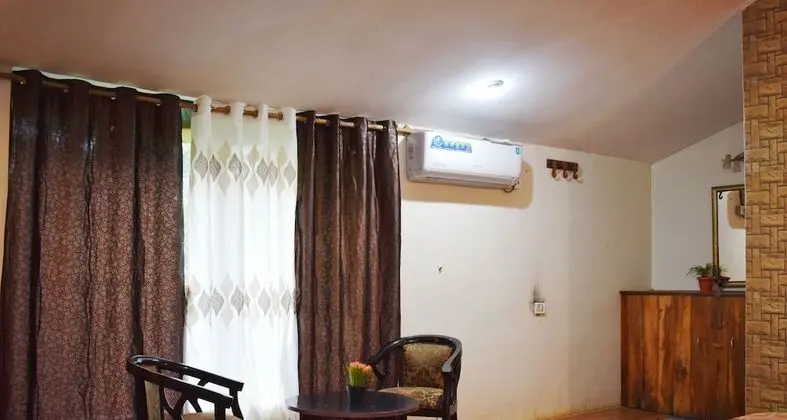 Luxury Tek Büyük Yataklı Oda