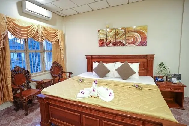 Deluxe Tek Büyük Yataklı Oda