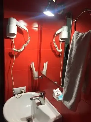 Standard Dört Kişilik Oda