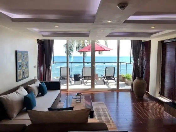 2 Bedrooms Pool Sea View Suite