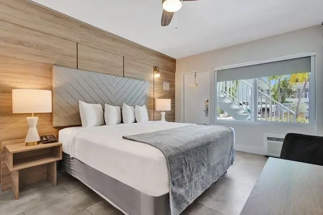 Premium Oda, 1 En Büyük (King) Boy Yatak, Balkon, Kısmi Deniz Manzarası