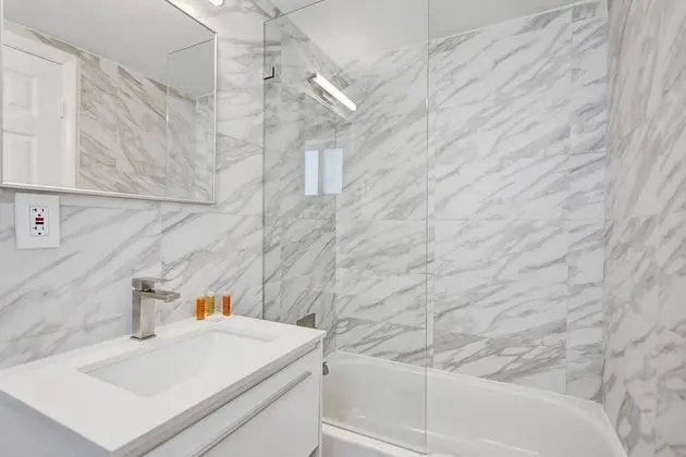 Premium Oda, 1 En Büyük (King) Boy Yatak, Balkon, Kısmi Deniz Manzarası