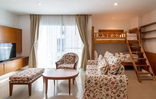 One Bedroom Family Suite