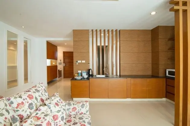 One Bedroom Family Suite