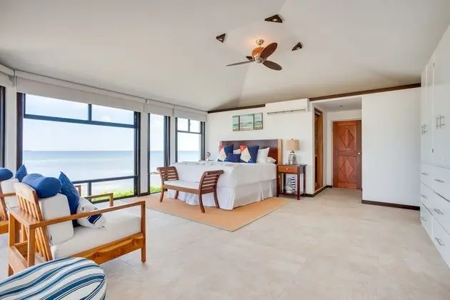 Royal Çatı Katı Süiti (Penthouse), 6 Yatak Odası, Plaj Manzaralı, Denize Sıfır