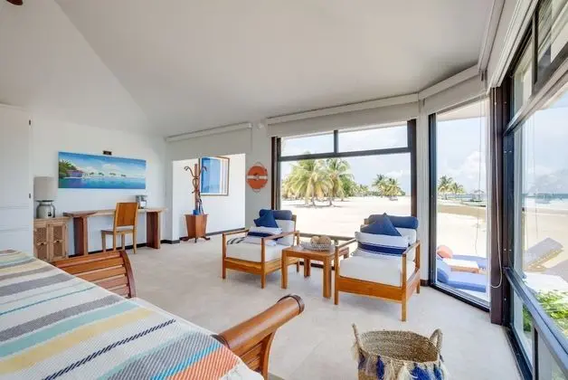 Royal Çatı Katı Süiti (Penthouse), 6 Yatak Odası, Plaj Manzaralı, Denize Sıfır