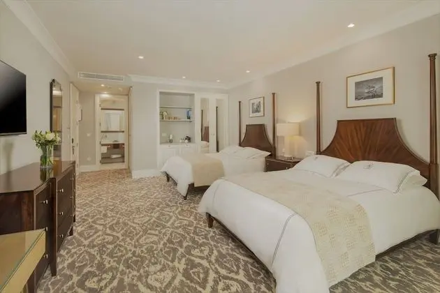 Deluxe Dört Kişilik Oda