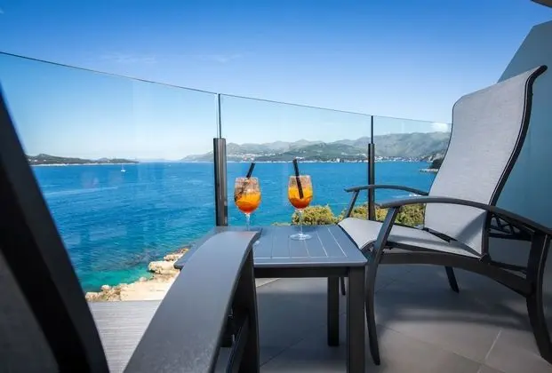 Deluxe Oda, Balkon, Deniz Manzaralı