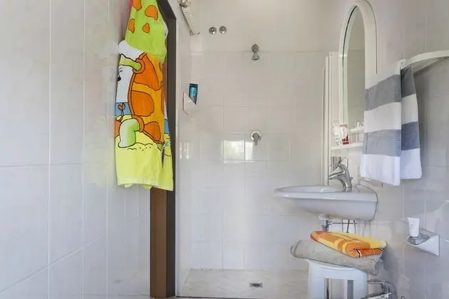 Standard Üç Kişilik Oda