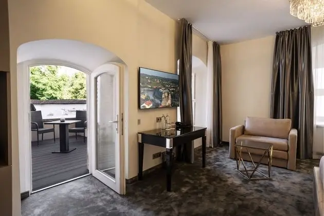 Deluxe Room with Terrace