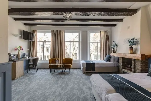 Deluxe Üç Kişilik Oda