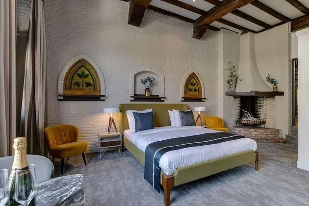 Standard Tek Büyük veya İki Ayrı Yataklı Oda