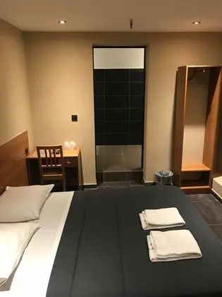 Tek Büyük Yataklı Oda
