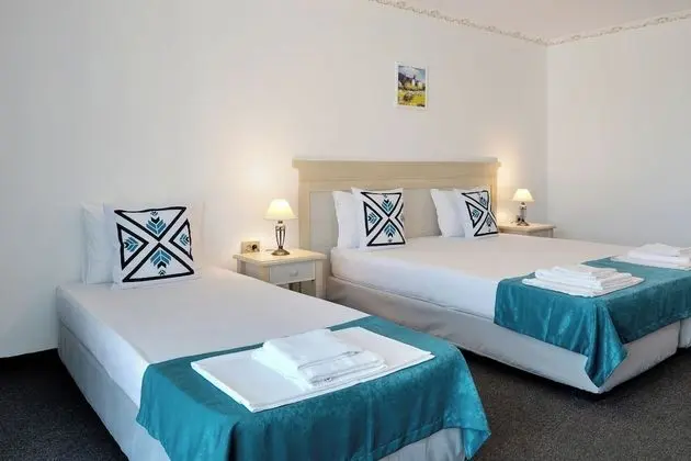 Deluxe Üç Kişilik Oda
