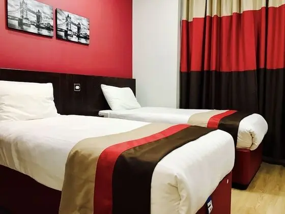 İki Ayrı Yataklı Oda