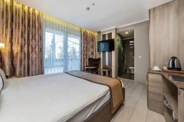 Standard Teraslı Oda