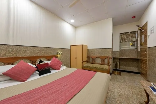 Deluxe Tek Büyük Yataklı Oda, 1 Büyük (Queen) Boy Yatak