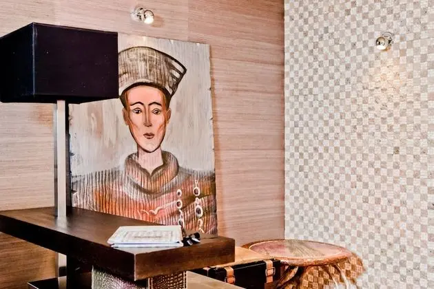 Odada yemek servisi