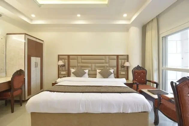 Deluxe Tek Büyük Yataklı Oda