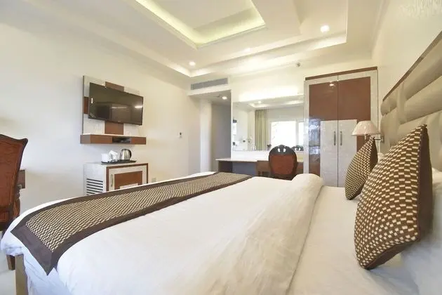 Deluxe Tek Büyük Yataklı Oda