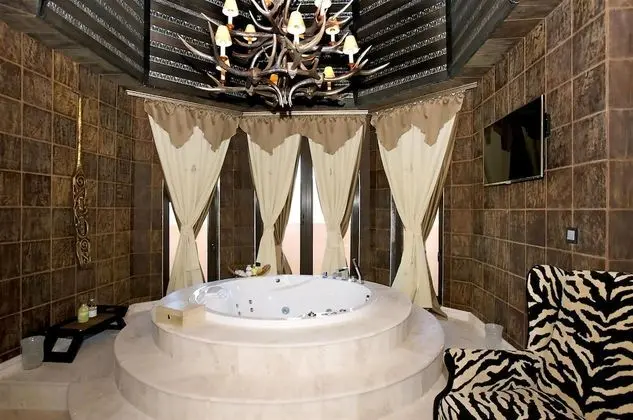 "Safari" Apartment, 1 Bedroom, Partial Sea View