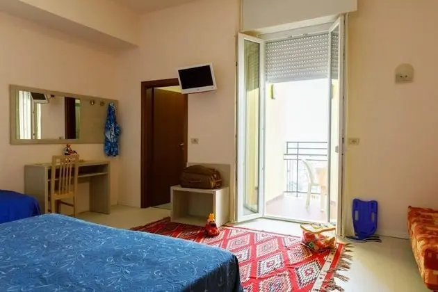 Deluxe Tek Büyük veya İki Ayrı Yataklı Oda, Deniz Manzaralı