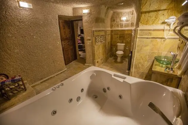 Deluxe Suite with Turkish Bath