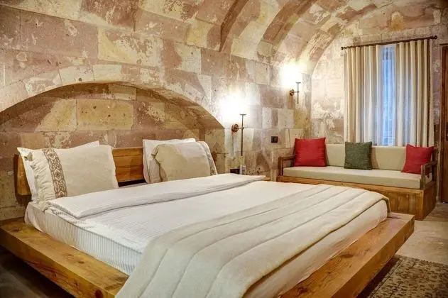 Luxury Pool Suite