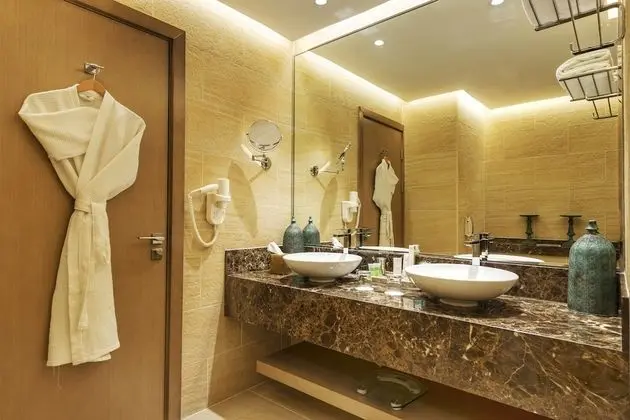 Deluxe Double Room with Balcony and Hotel Private Beach Access