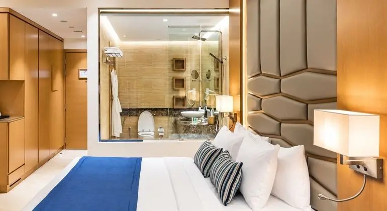 Deluxe Twin Room with Balcony and Hotel Private Beach Access