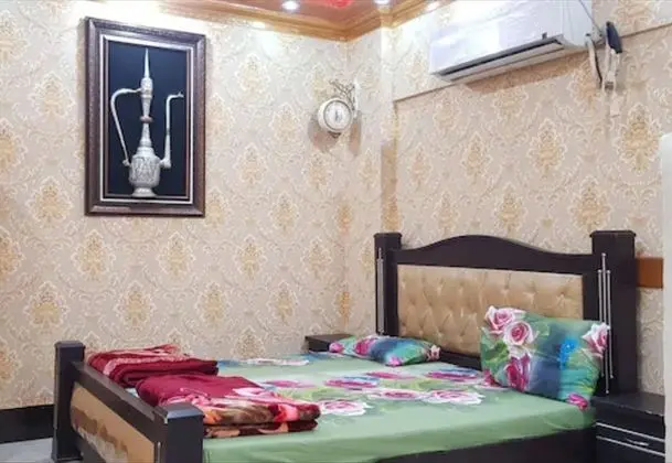 Standard Tek Büyük Yataklı Oda