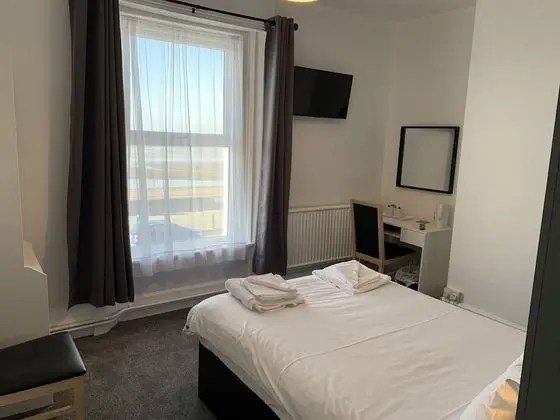 Tek Büyük Yataklı Oda, 1 Çift Kişilik Yatak, Banyolu/Duşlu, Deniz Manzaralı