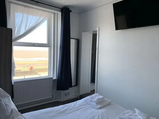 Tek Büyük Yataklı Oda, 1 Çift Kişilik Yatak, Banyolu/Duşlu, Deniz Manzaralı