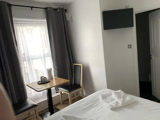 Tek Büyük Yataklı Oda, 1 Çift Kişilik Yatak, Sigara İçilmez, Banyolu/Duşlu