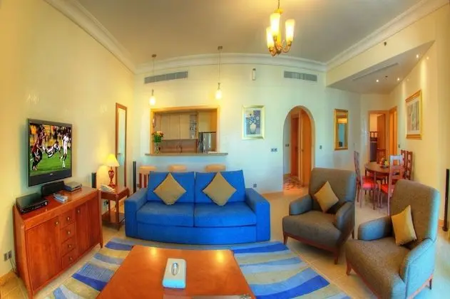 Two Bedroom Apartment Partial Sea View inclusive of 4 Beach Access