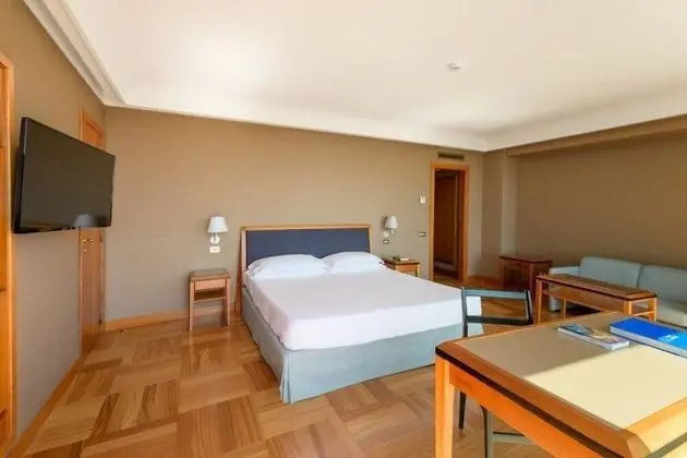 Deluxe Tek Büyük Yataklı Oda, Deniz Manzaralı