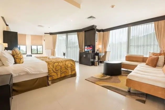 Junior Suite Volcano View