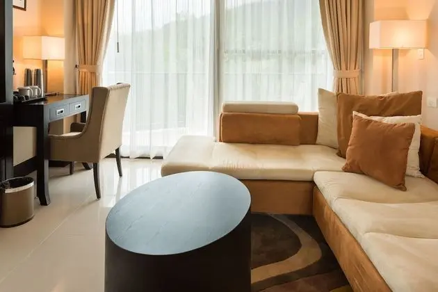 Junior Suite Volcano View