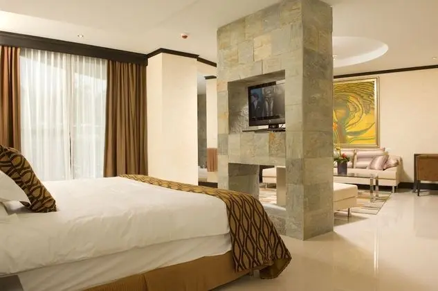 Master Suite Volcano View