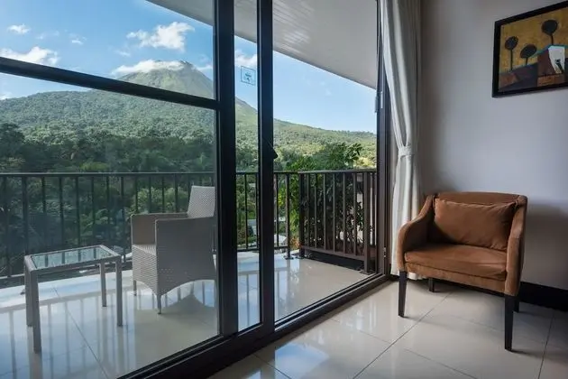 Master Suite Volcano View