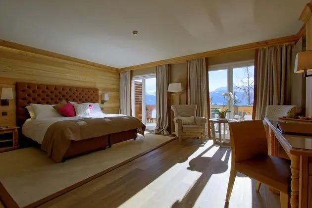 Deluxe Tek Büyük Yataklı Oda, Balkon, Dağ Manzaralı