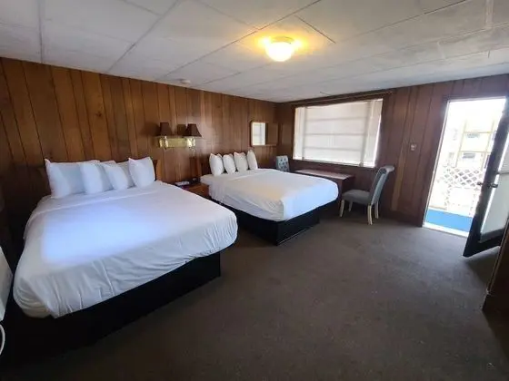 Standard Oda, 2 Büyük (Queen) Boy Yatak