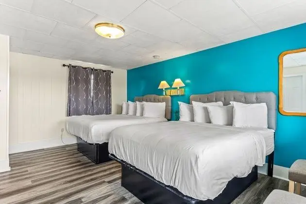 Standard Oda, 2 Büyük (Queen) Boy Yatak