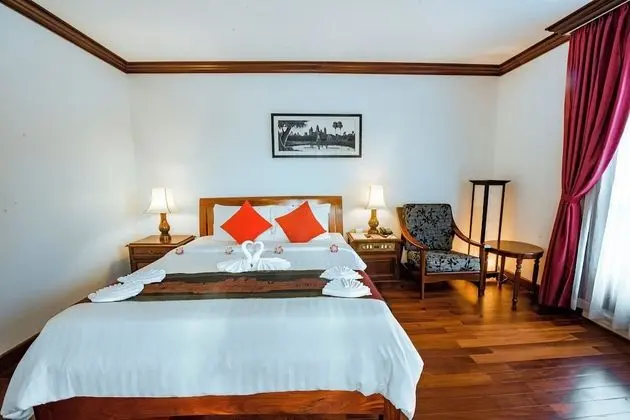 Deluxe Double Room with Pool View ( With 1 Way Airport Pick Up)