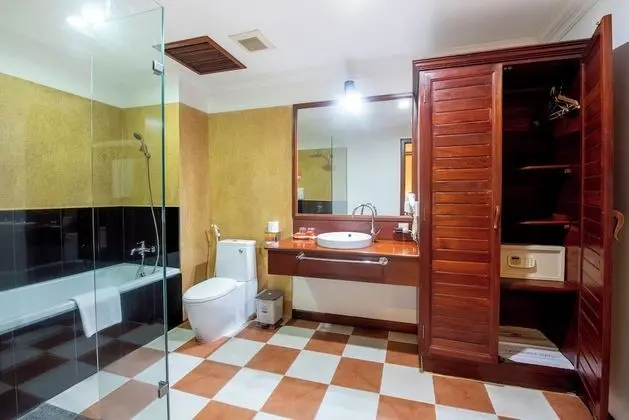 Executive Suite - Free 60mn Body Massage