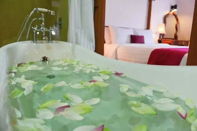 Penthouse Suite - Free 60mn Body Massage